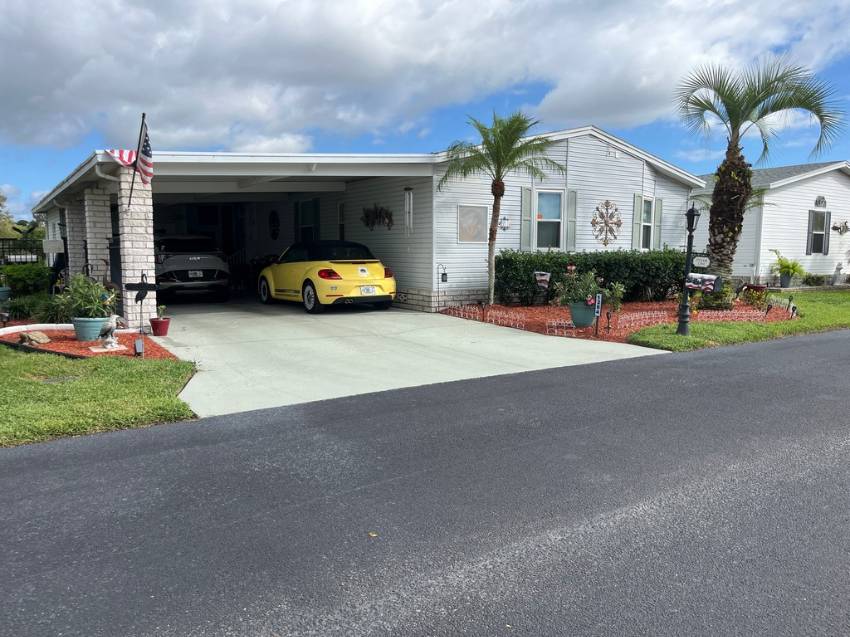 1284 Las Brisas Lane a Winter Haven, FL Mobile or Manufactured Home for Sale